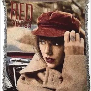 Red Taylor’s version blanket